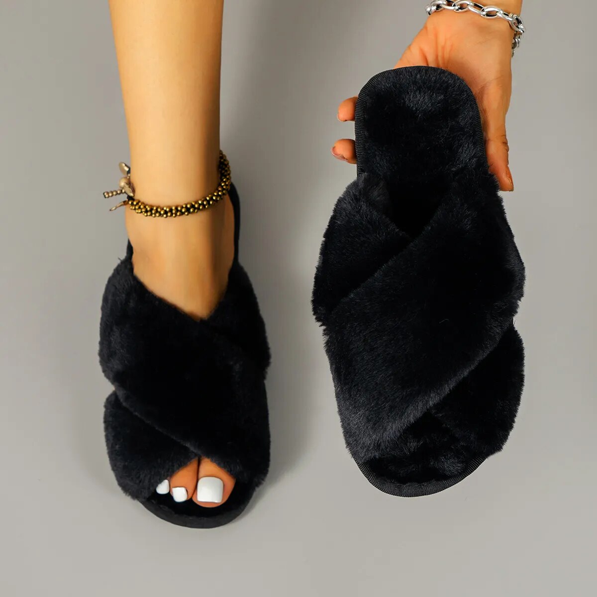 Soft Fluffy Fur Slippers New Women Winter House Warm Furry Slippers Women Flip Flops Home Slides Flat Indoor Floor Shoes